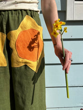 Load image into Gallery viewer, Juicy Pants *Daffodils*