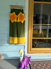 Load image into Gallery viewer, Juicy Pants *Daffodils*