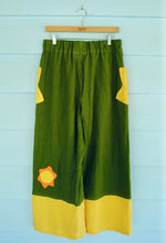 Load image into Gallery viewer, Juicy Pants *Daffodils*